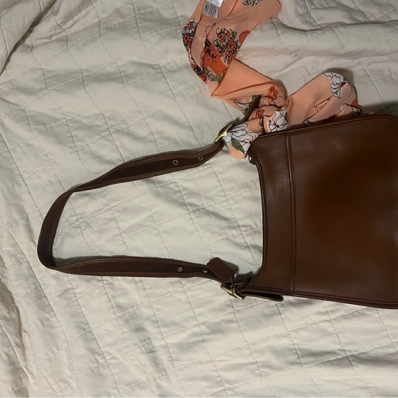 Vintage Coach Crossbody Shoulder bag - Picture 2 of 6